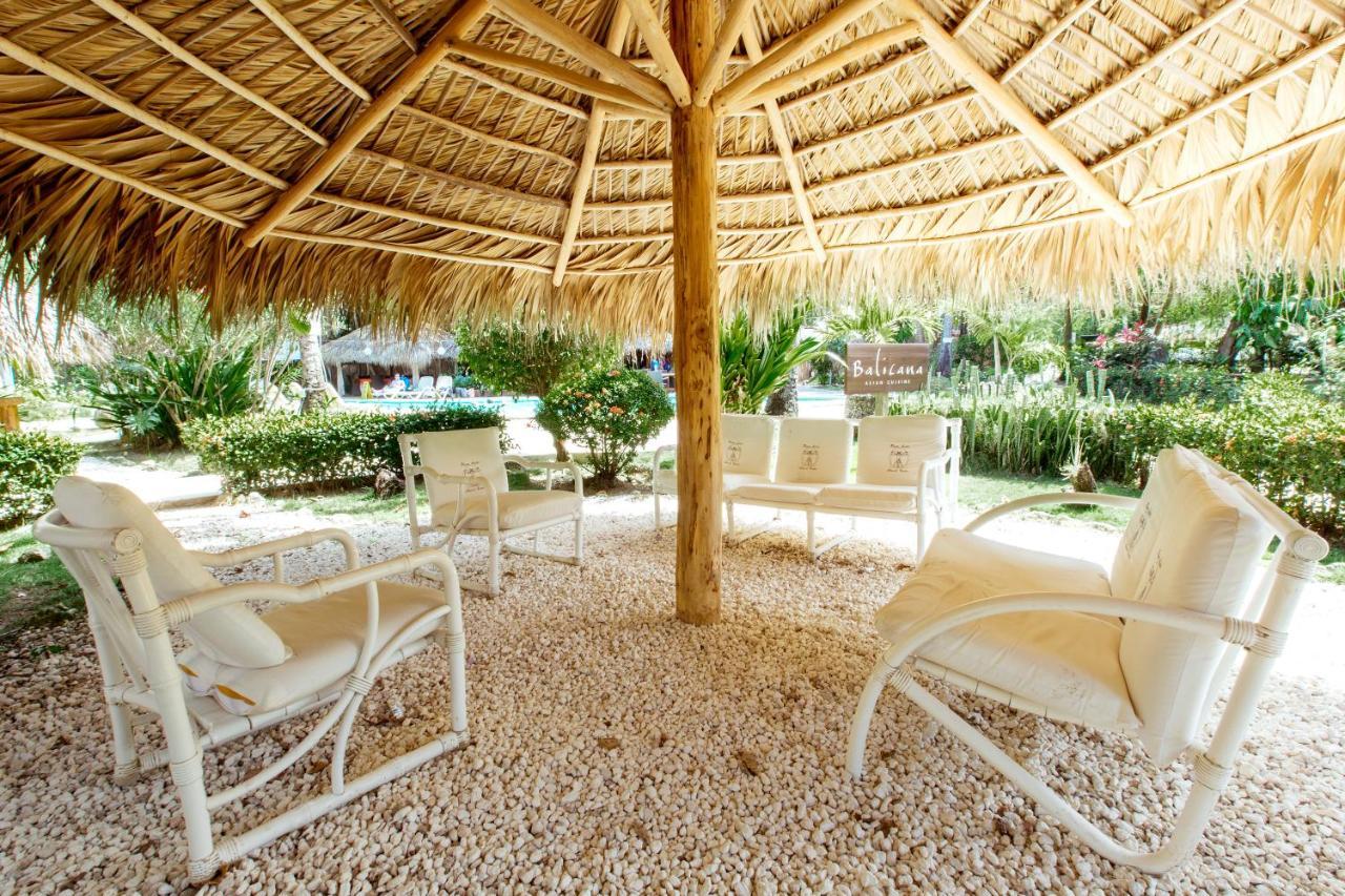 Aventura Village Los Corales Beach And Spa Punta Cana Kültér fotó